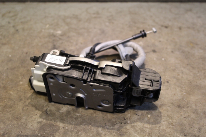 933380109 : Türschloss - Autoparts24