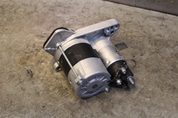 233003847R : Anlasser - Autoparts24