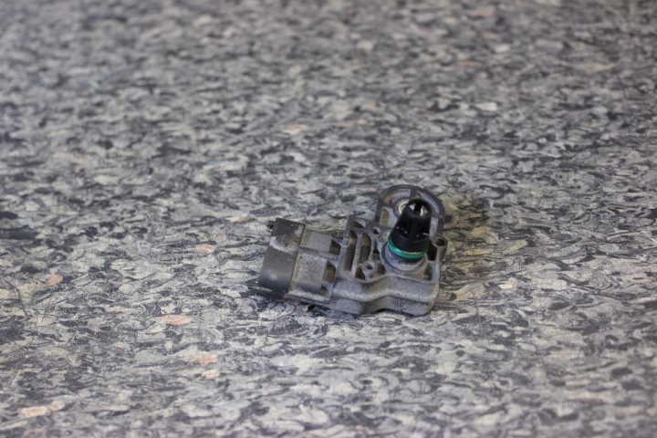Unterdrucksensor RENAULT CAPTUR I (J5_, H5_)