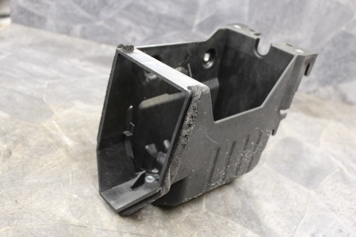 Battery casing VOLVO V60 II (225, 227)