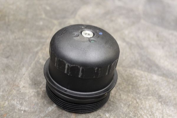 Oil filter cover
