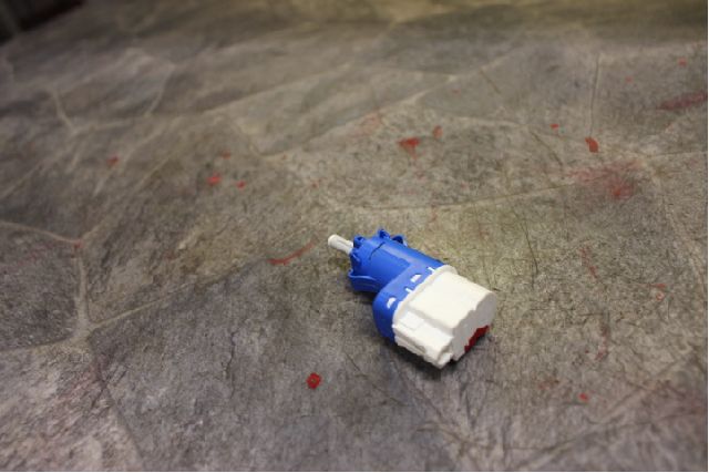 contact feu stop VOLVO XC60 (156)
