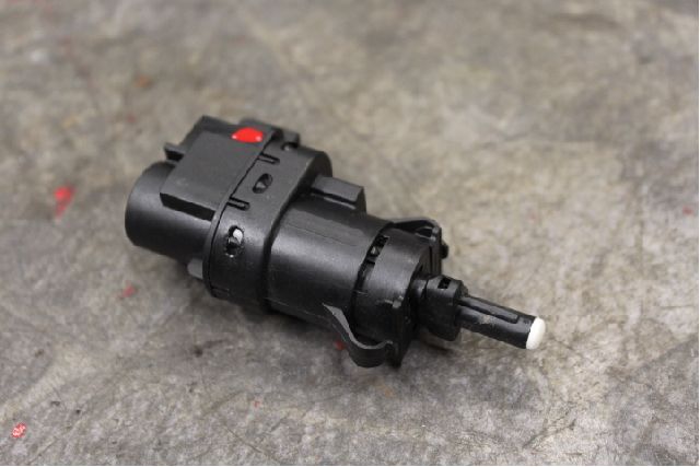 contact feu stop VOLVO XC60 (156)