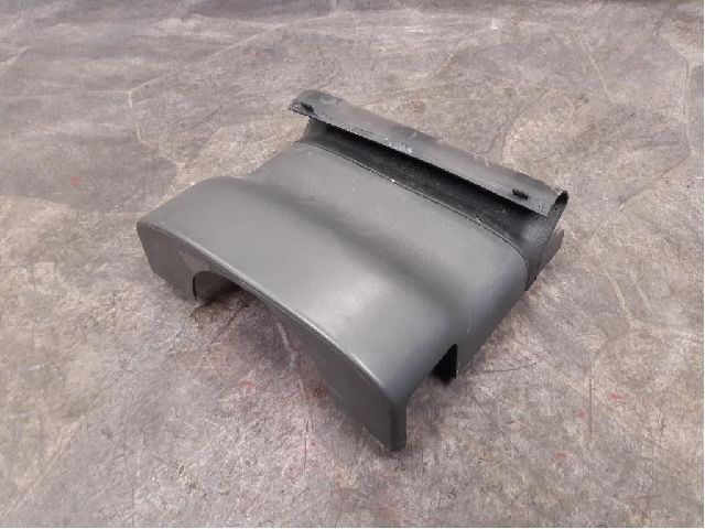 Steering wheel column trim