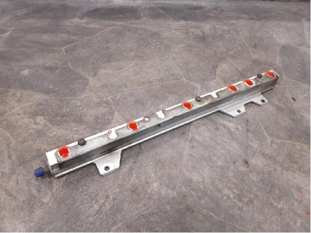 Rail bro / indsprøjtningsdyserør VOLVO V70 Mk II (285)