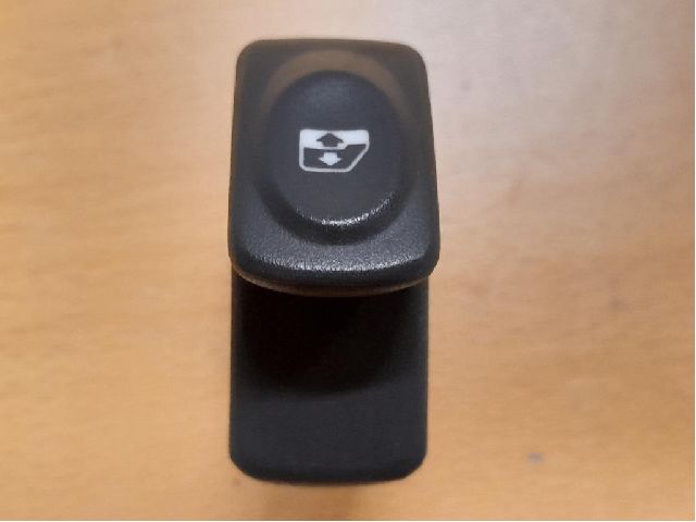 fensterheizungsschalter RENAULT SCÉNIC I MPV (JA0/1_, FA0_)