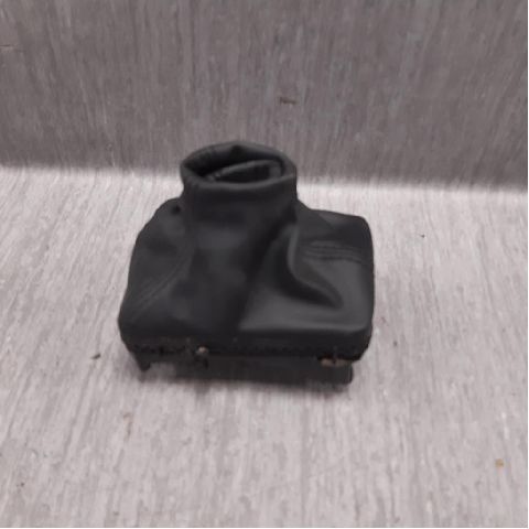 Gear shift VOLVO V70 III (135)