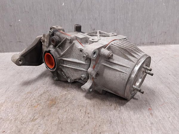 4111042060 : Rear axle assembly lump and Drive shaft - rear