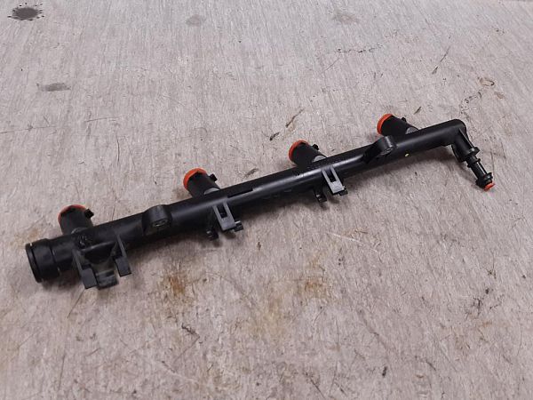 Rail bro / indsprøjtningsdyserør RENAULT MEGANE III Hatchback (BZ0/1_, B3_)