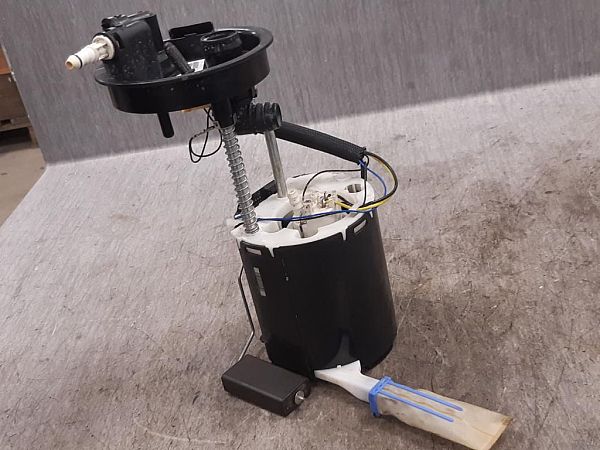交渉確定品 OEM Emission System Detection Leak Pump 31372293 For Volvo