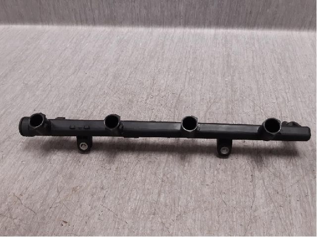 Rail bro / indsprøjtningsdyserør RENAULT MEGANE III Grandtour (KZ0/1)