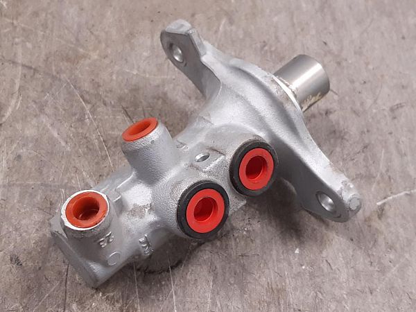 Brems hovedsylinder RENAULT CLIO IV (BH_)