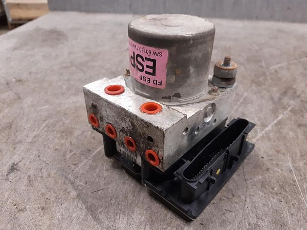 ABS - pump HYUNDAI i30 (FD)
