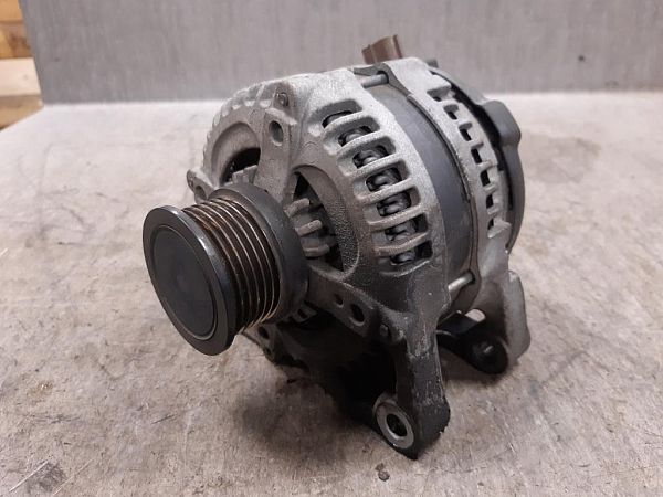 Alternator VOLVO C30 (533)