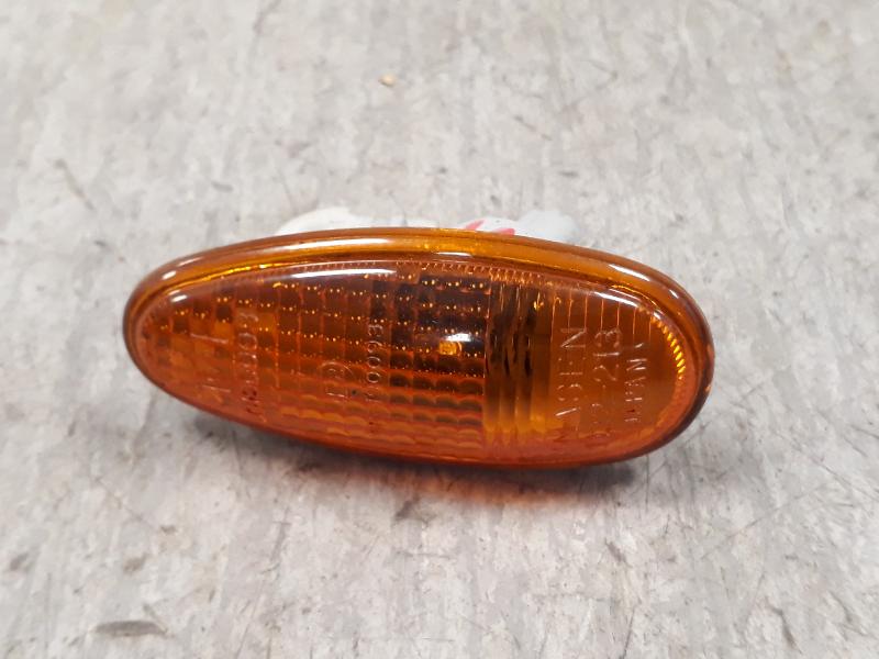 Seiten Blinker-Kotflügel MITSUBISHI CHALLENGER / SHOGUN SPORT I (K7_, K9_)