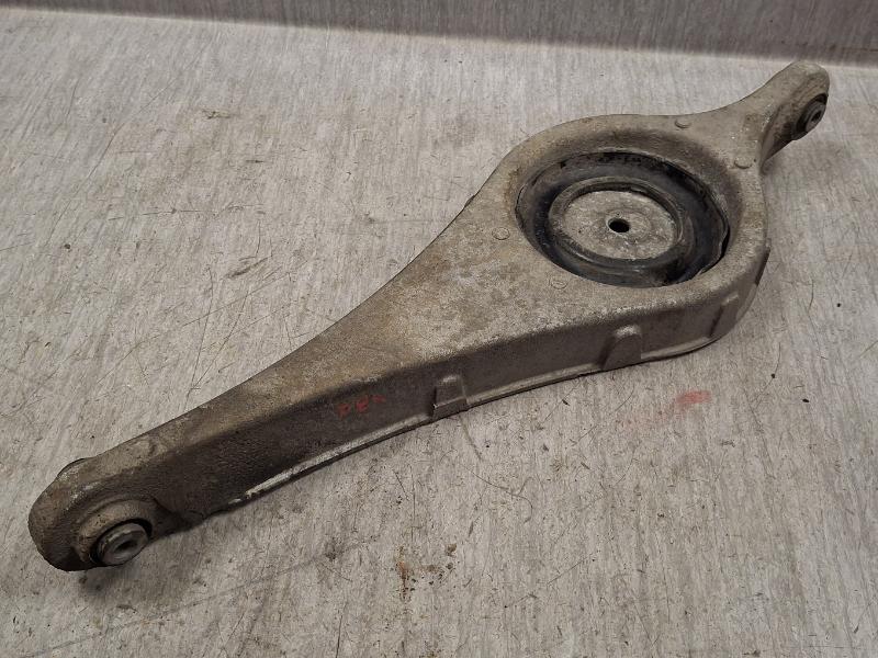 Volvo V70 III (135) Tragarm hinten 31317602 - Autoparts24