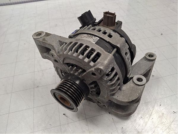 Alternator VOLVO C30 (533)