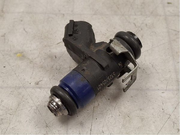 Fuel injector