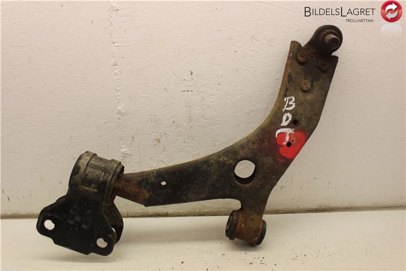 Wishbone - front lower FORD FOCUS III Box Body/Estate