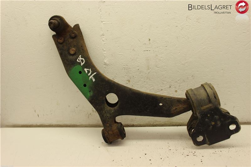 Wishbone - front lower FORD FOCUS III Box Body/Estate