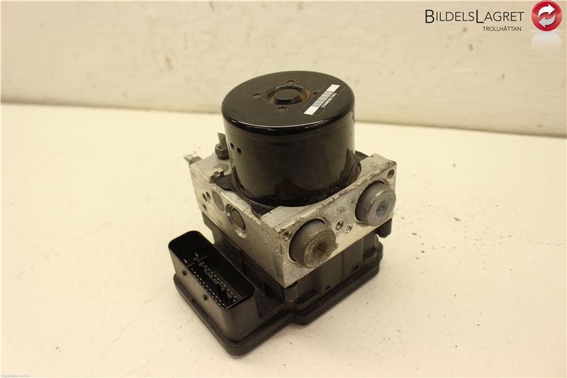 476607984R : ABS pomp - Autoparts24