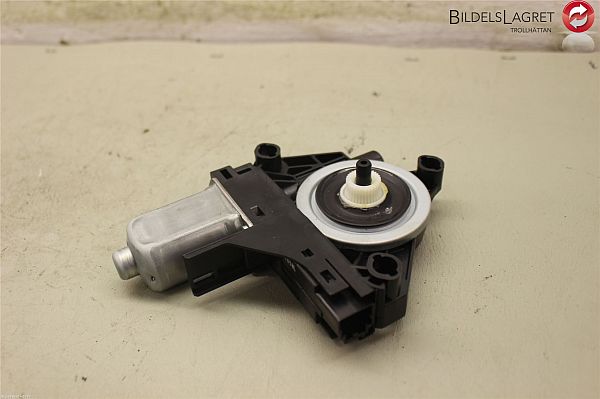 Fensterhebermotor VOLVO V60 I (155, 157)
