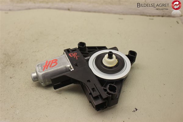 Fensterhebermotor VOLVO V60 I (155, 157)