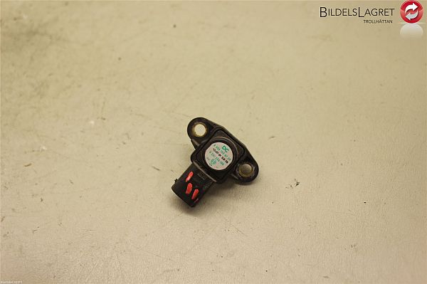 common rail (Injectie) / Verstuiver Brug MERCEDES-BENZ C-CLASS T-Model (S204)