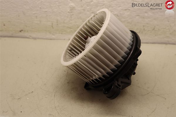 Kachel Ventilatiemotor / aanjager HYUNDAI i30 Estate (GD)