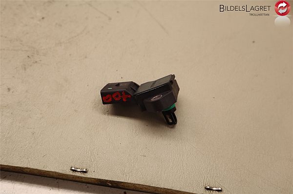 common rail (Injectie) / Verstuiver Brug VW GOLF VII Estate (BA5, BV5)