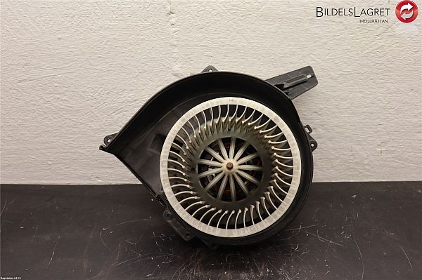 Kachel Ventilatiemotor / aanjager SKODA FABIA III (NJ3)