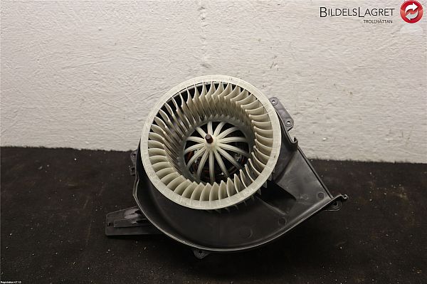 Kachel Ventilatiemotor / aanjager SEAT IBIZA Mk IV (6J5, 6P1)