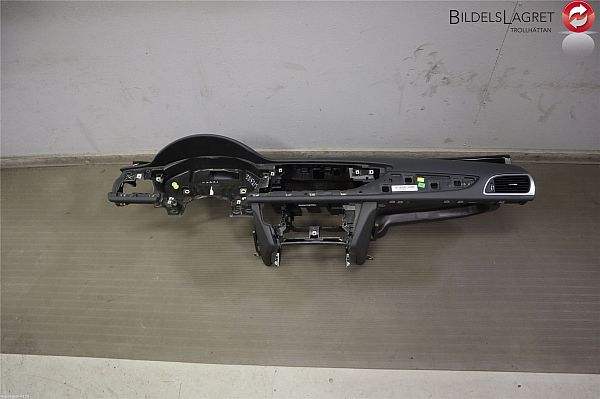 Instrumentpolstring AUDI A6 (4G2, 4GC, C7)