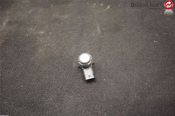 Parkeringssensor bag AUDI A4 Avant (8W5, 8WD, B9)