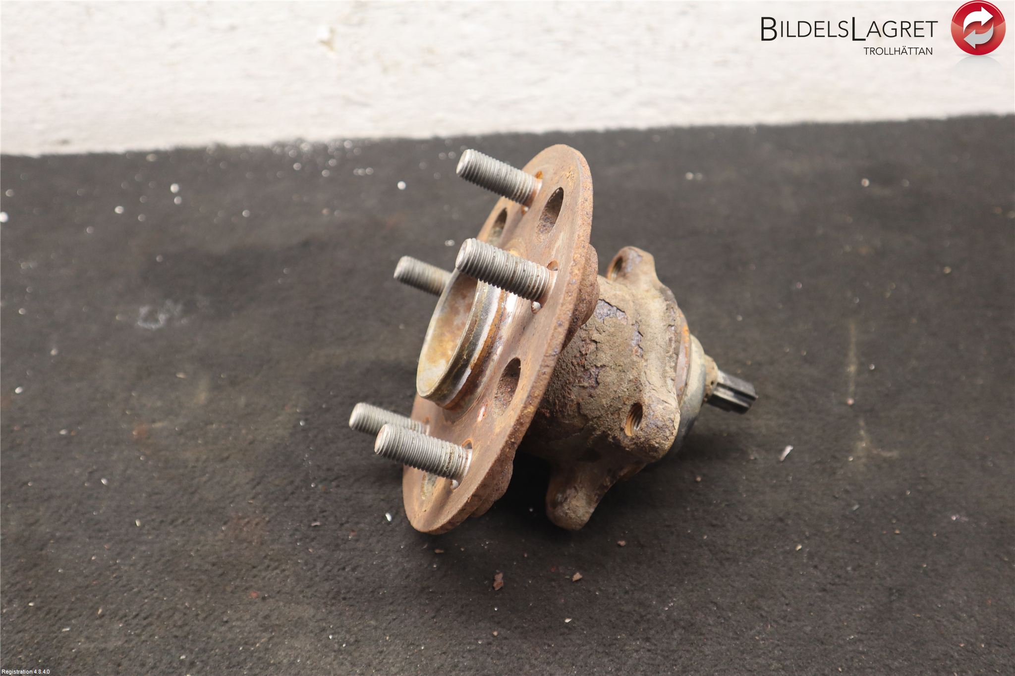 ゾウのあし 42450-K0020: Spindle - rear, Rear hub, Rear axle assembly