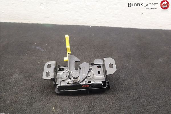 Mercedes-Benz CLA - serrure de capot CLA - Autoparts24