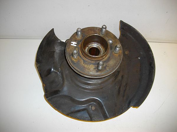Spindle - front LAND ROVER RANGE ROVER Mk III (L322)