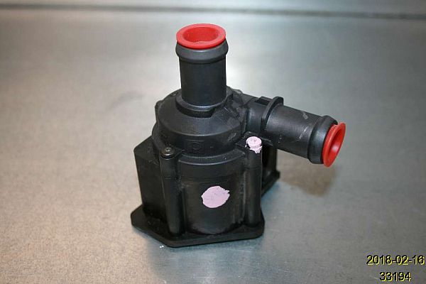 Pompa wody AUDI A4 (8K2, B8)