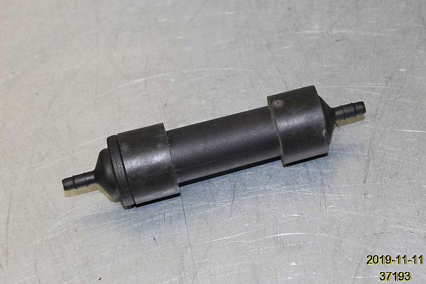 Vacuum air tank
