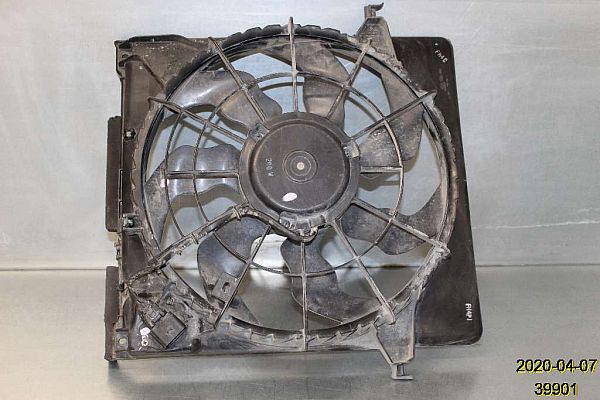Radiator fan electrical HYUNDAI i30 Estate (FD)