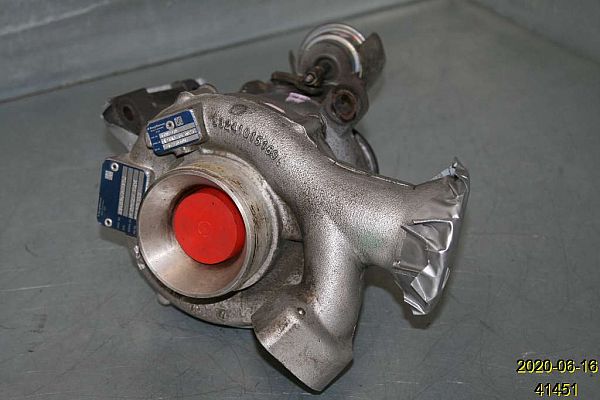 Turboaggregat VOLVO V60 I (155, 157)