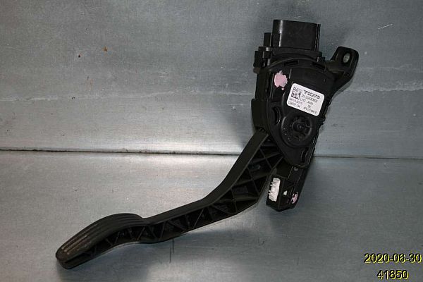 Accelerator pedal VOLVO XC60 (156)