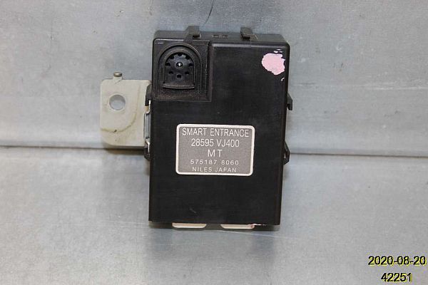 Relais Zentralverriegelung NISSAN NAVARA (D22_)