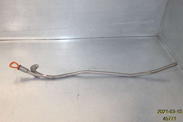 thumbnail image 2 of Upper Radiator Hose For Mercedes-Benz C-Class E-Class T Model 2008- OE 2045011582 2 of 4