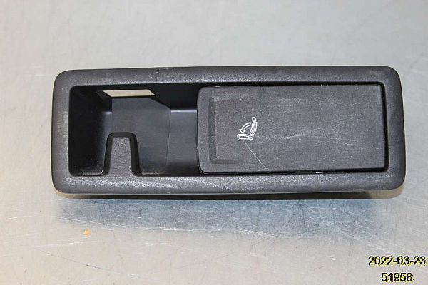Seat backrest lever