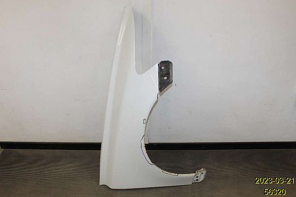 Front wing right VOLVO V50 (545)