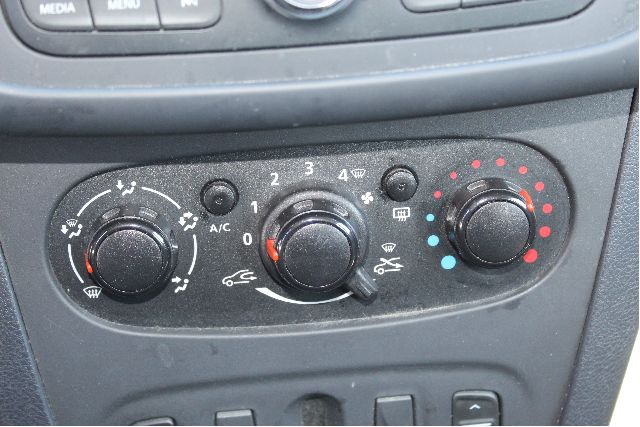 Ac box DACIA SANDERO II