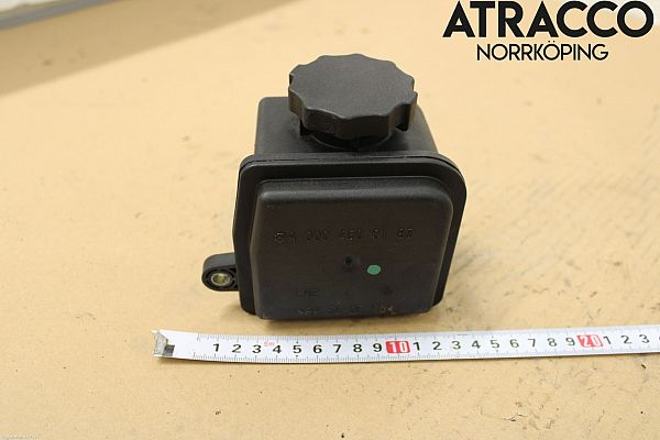 Servostyring - servo-oljebeholder MERCEDES-BENZ CLS (C219)