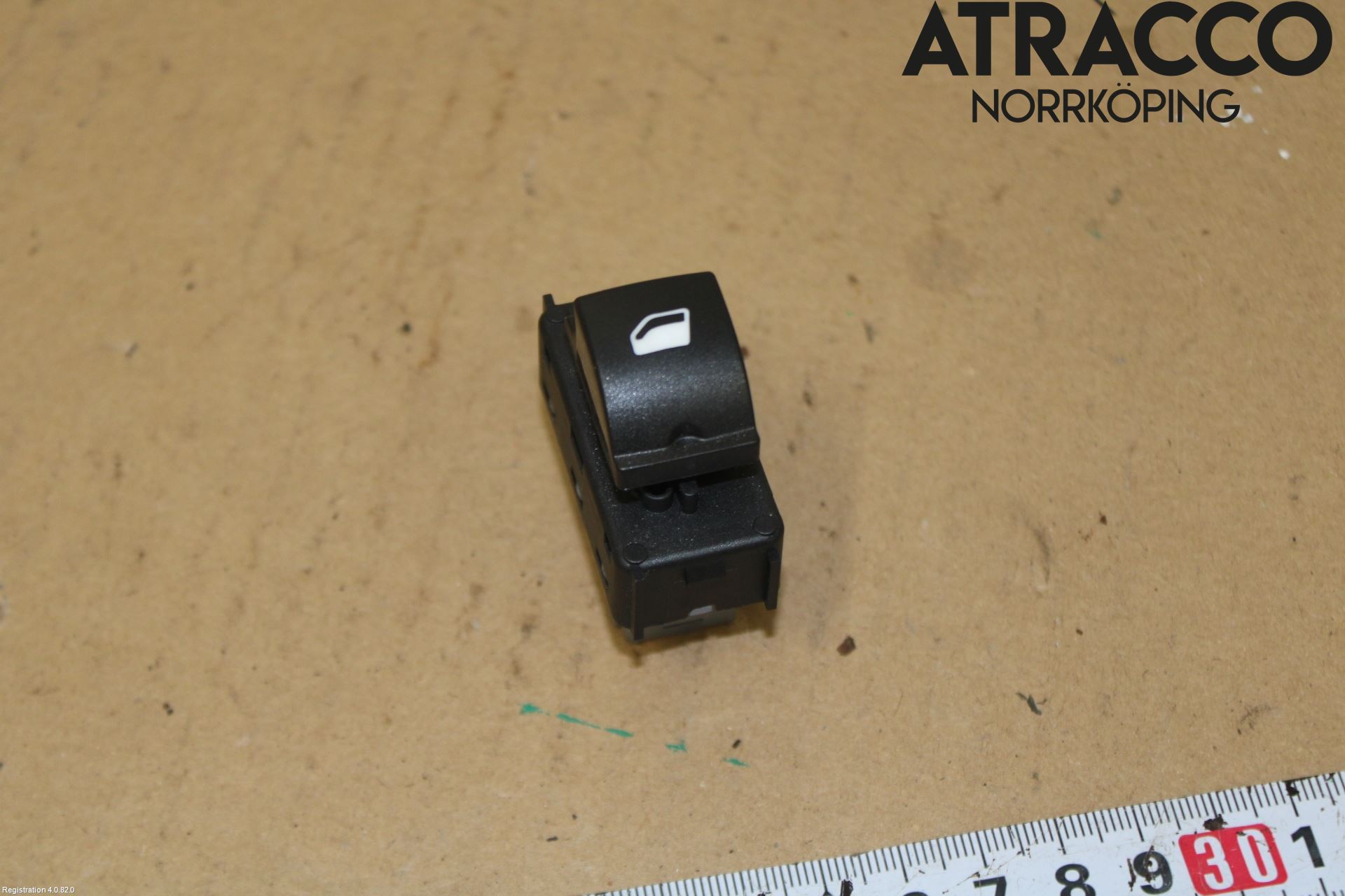 1026510 Peugeot PARTNER Box Body/MPV fensterheizungsschalter 98016307ZD ...