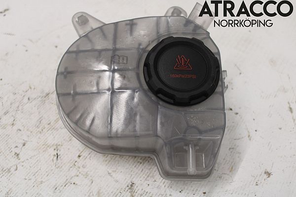 Expansions container